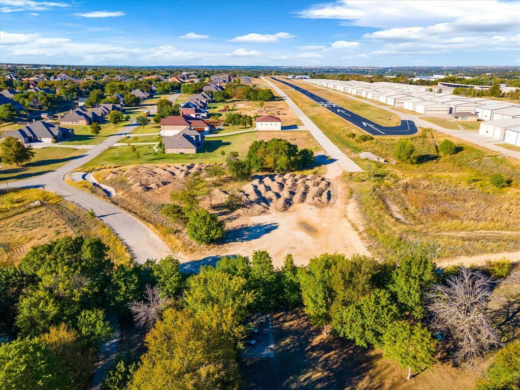 Property Photo: 491 Addison TX 76087
