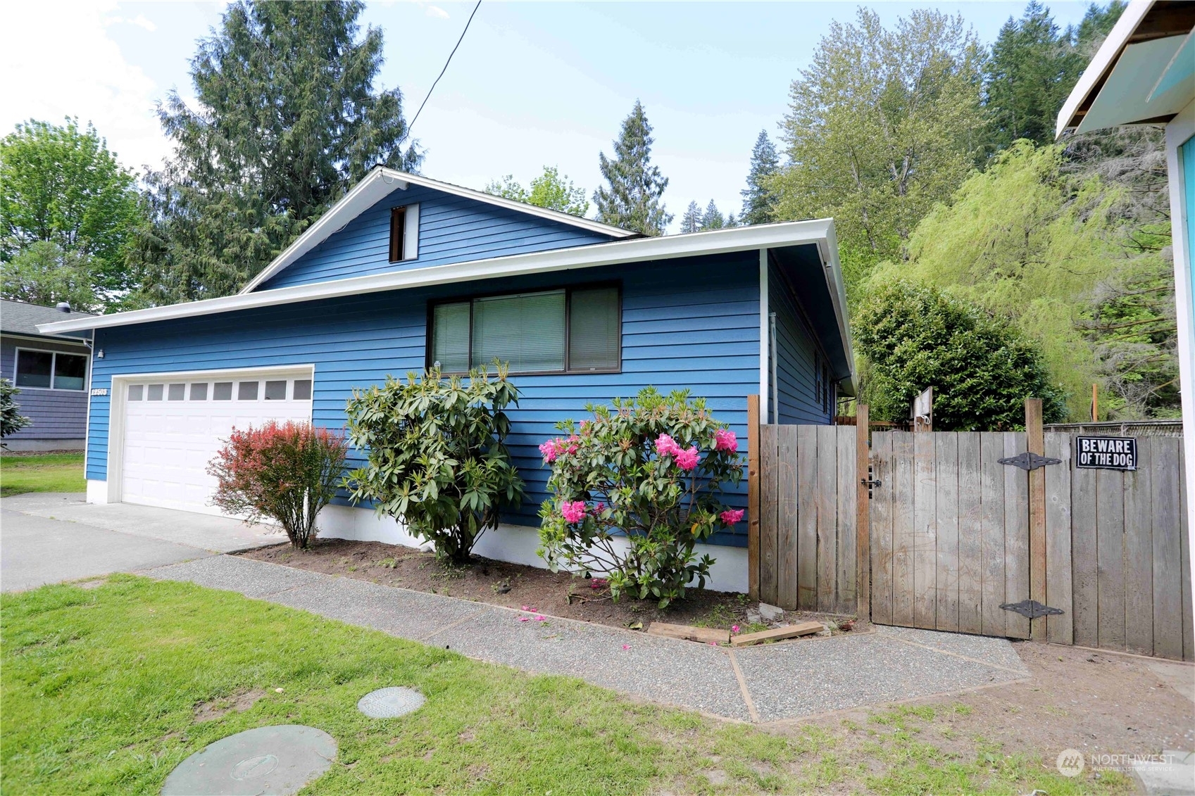 Property Photo:  12503 Issaquah-Hobart Road SE  WA 98027 