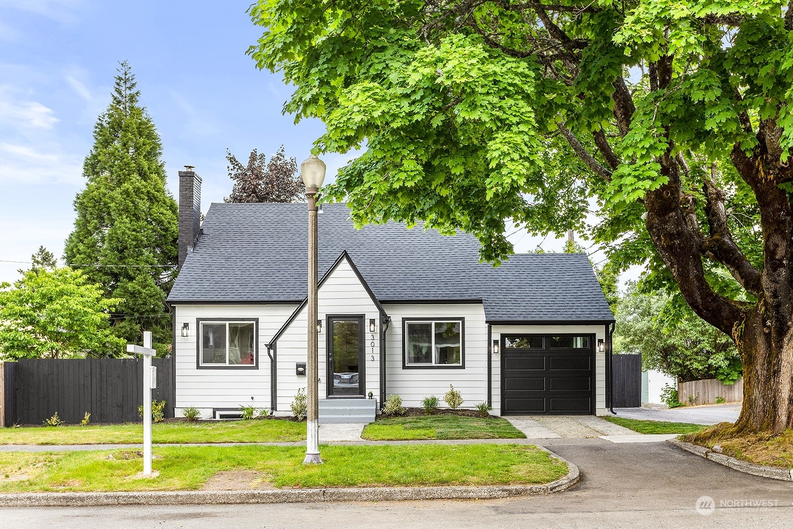 Property Photo:  3013 N Mason Avenue  WA 98407 