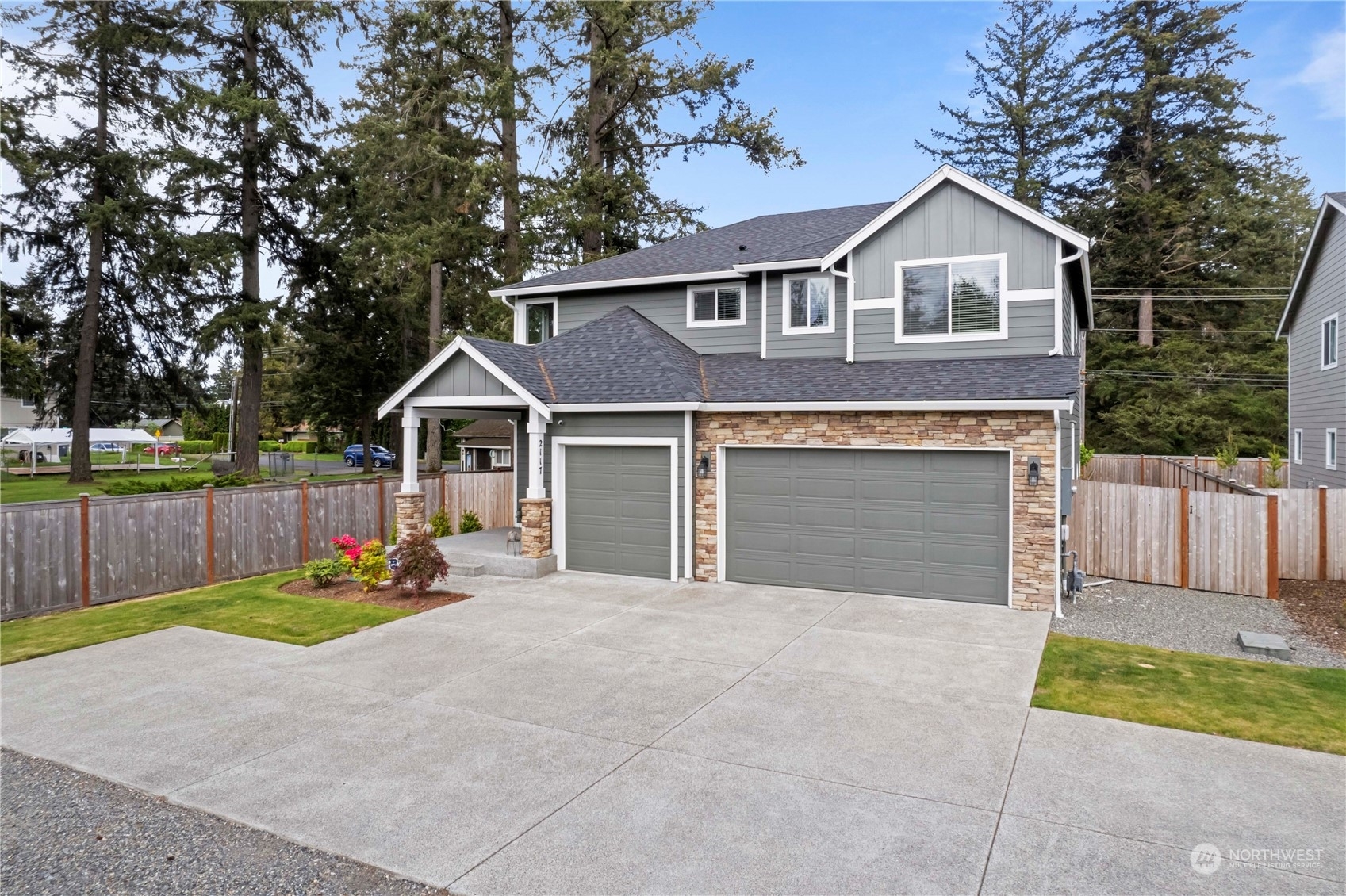Property Photo: 2117 173rd Street Ct E WA 98387