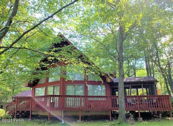 Property Photo:  121 Ravenhill Road  PA 18371 