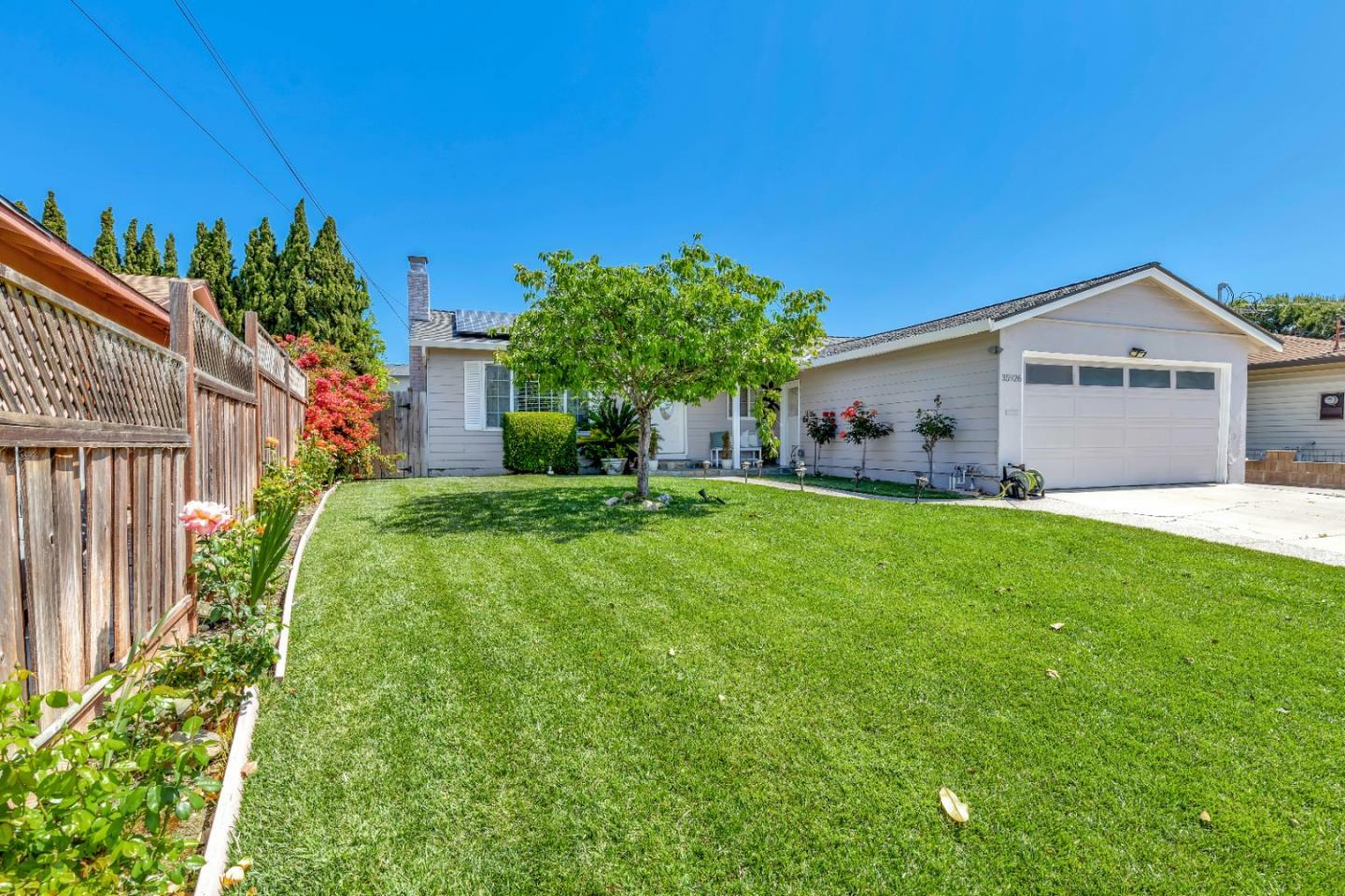 Property Photo:  35926 Ruschin Drive  CA 94560 