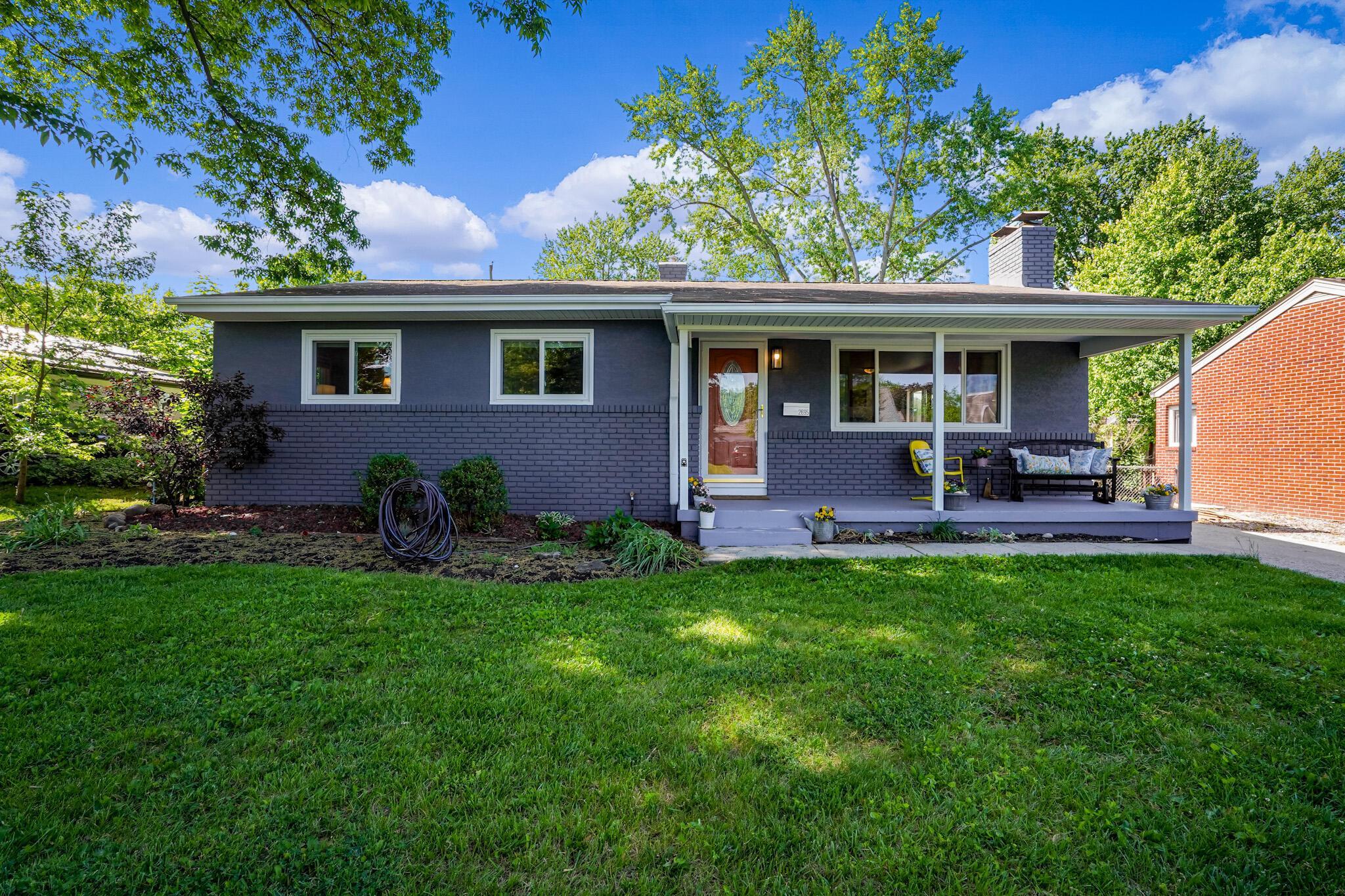 Property Photo: 2695 Bristol Road OH 43221