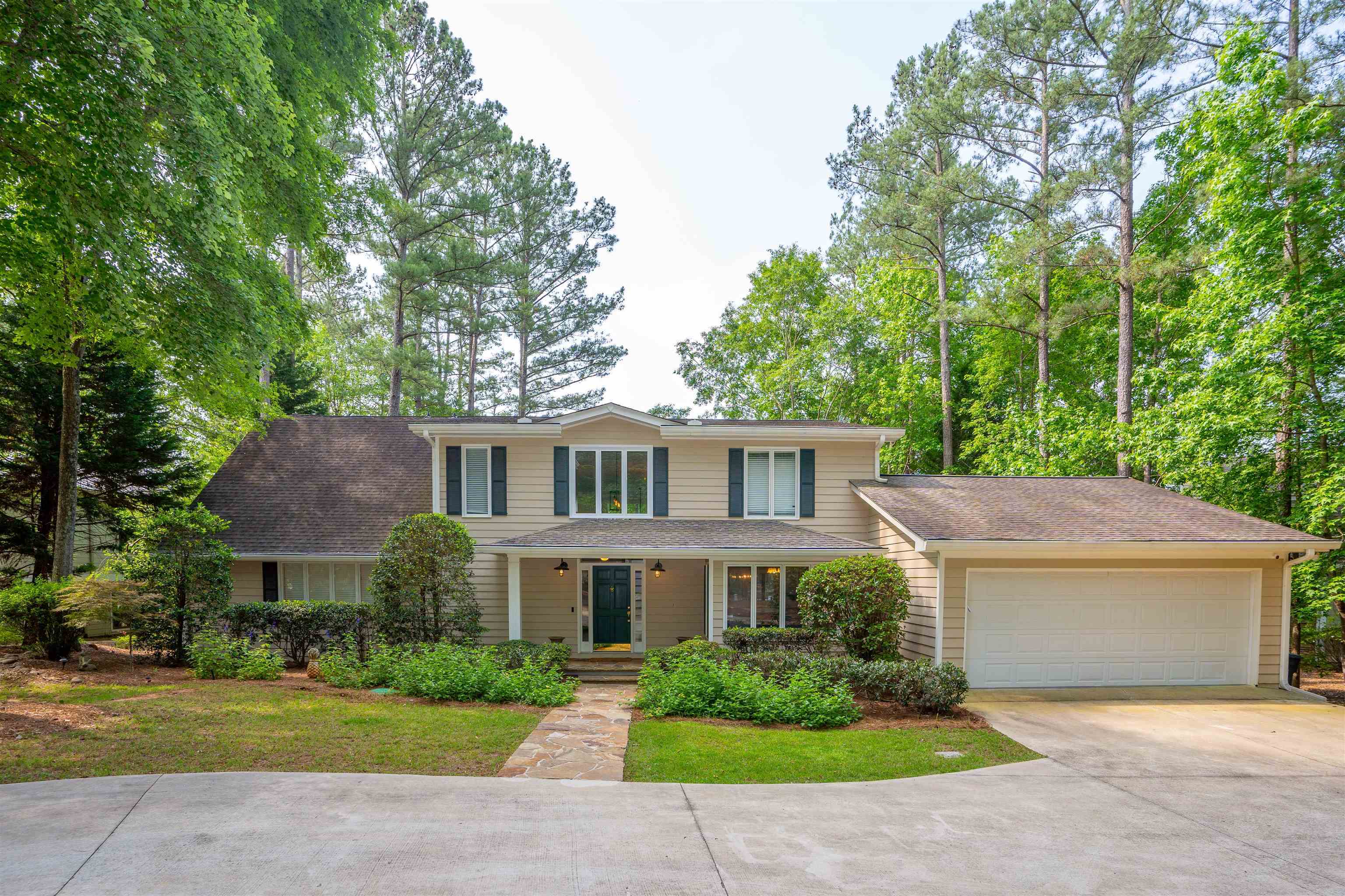 Property Photo: 1090 Granite Cove Court GA 30642
