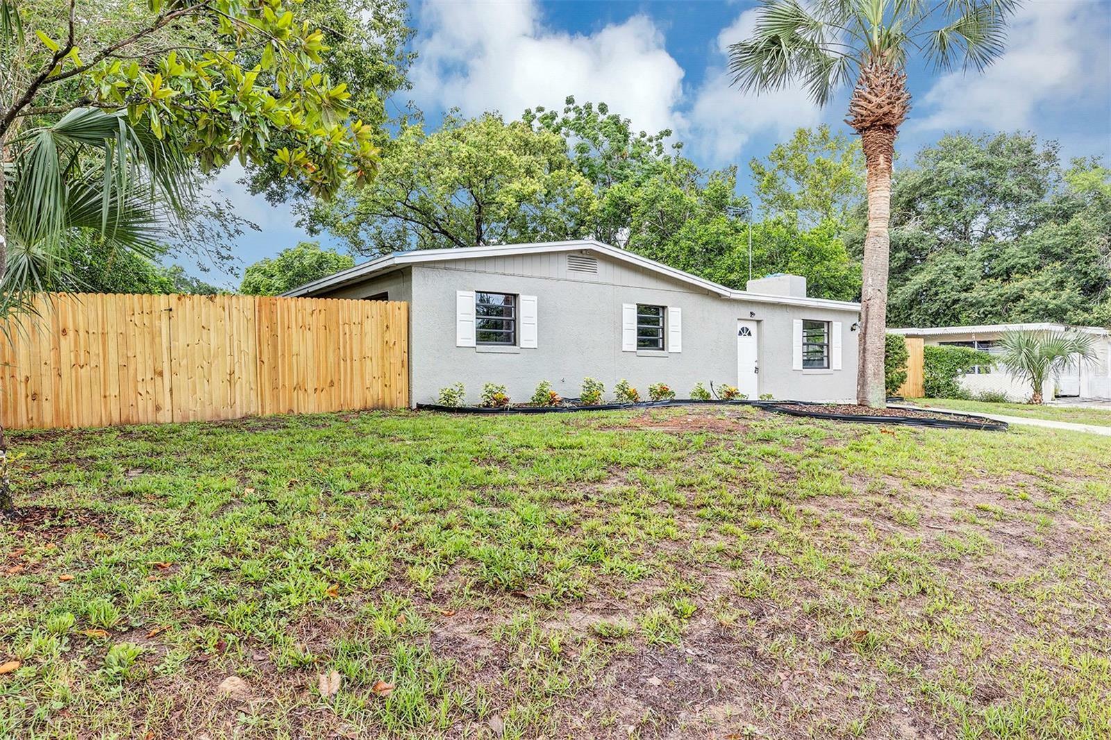 Property Photo:  1230 Pleasantview Drive  FL 32703 