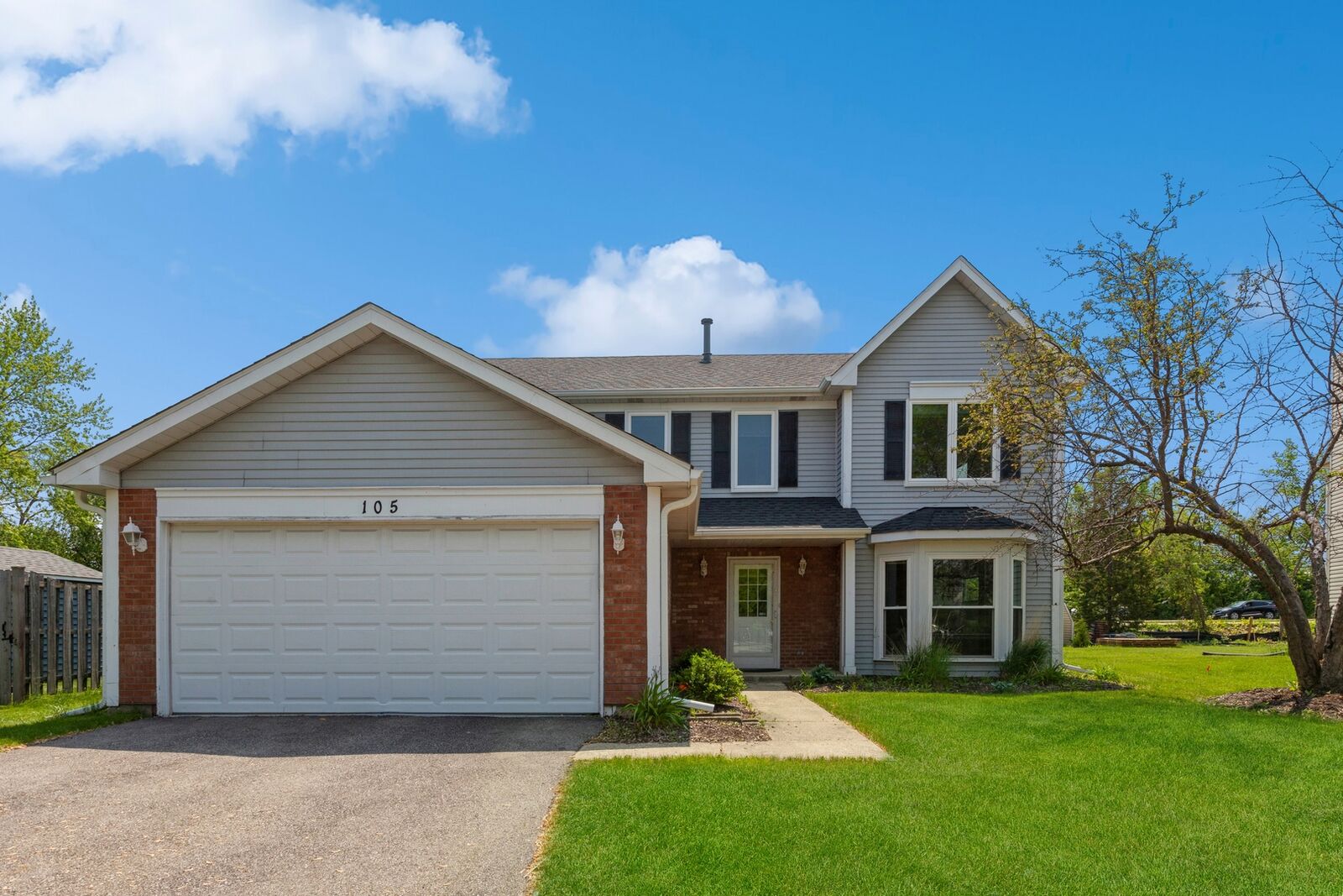 Property Photo:  105 Ashford Lane  IL 60559 
