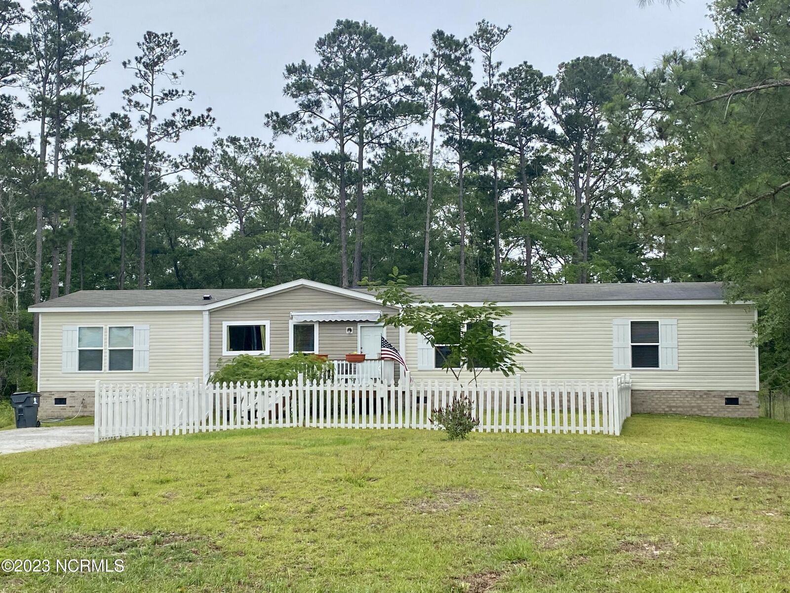 Property Photo:  3612 Shell Point Road  NC 28470 