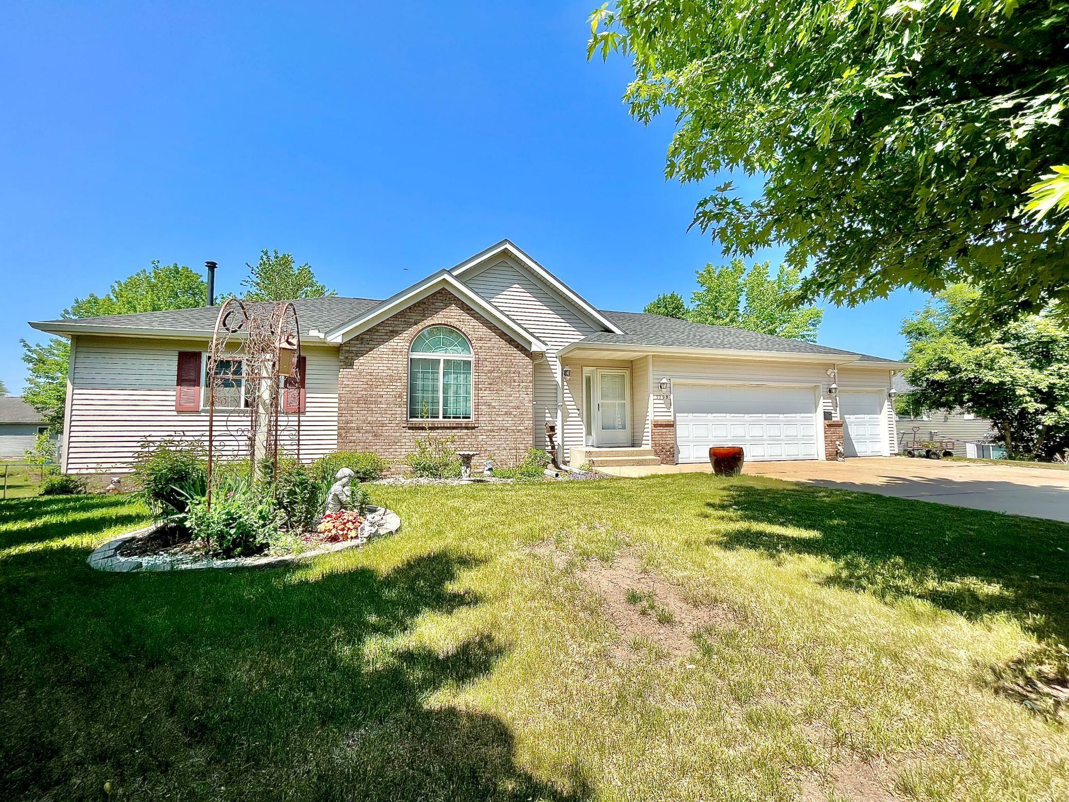 Property Photo:  3209 19th Street S  MN 56301 