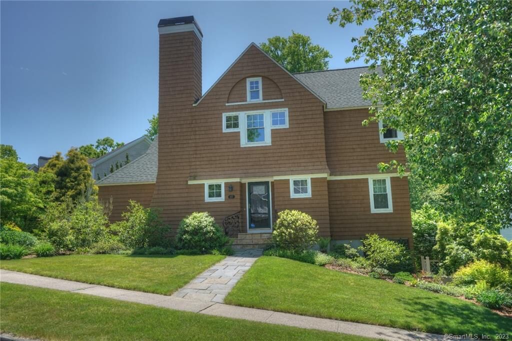 Property Photo:  107 High Meadow Lane  CT 06355 