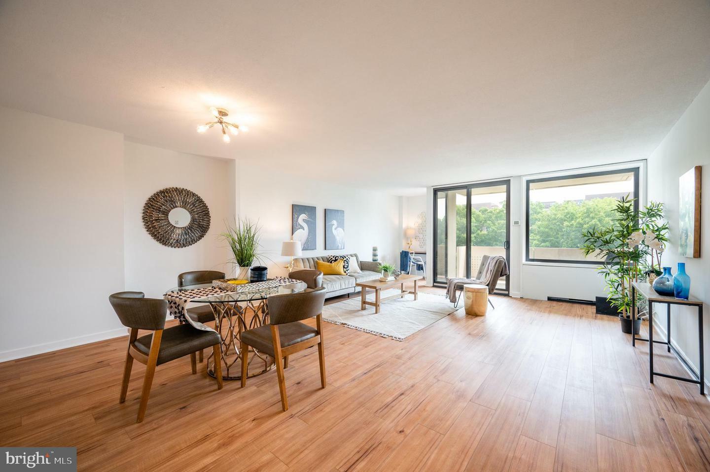 Property Photo: 490 M Street SW W400 DC 20024