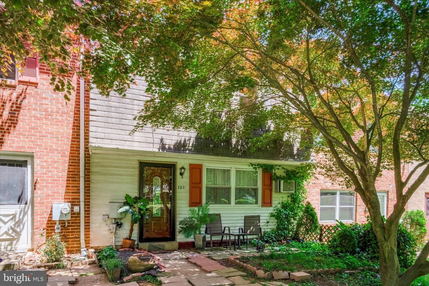 Property Photo: 283 Cardigan Terrace PA 19380