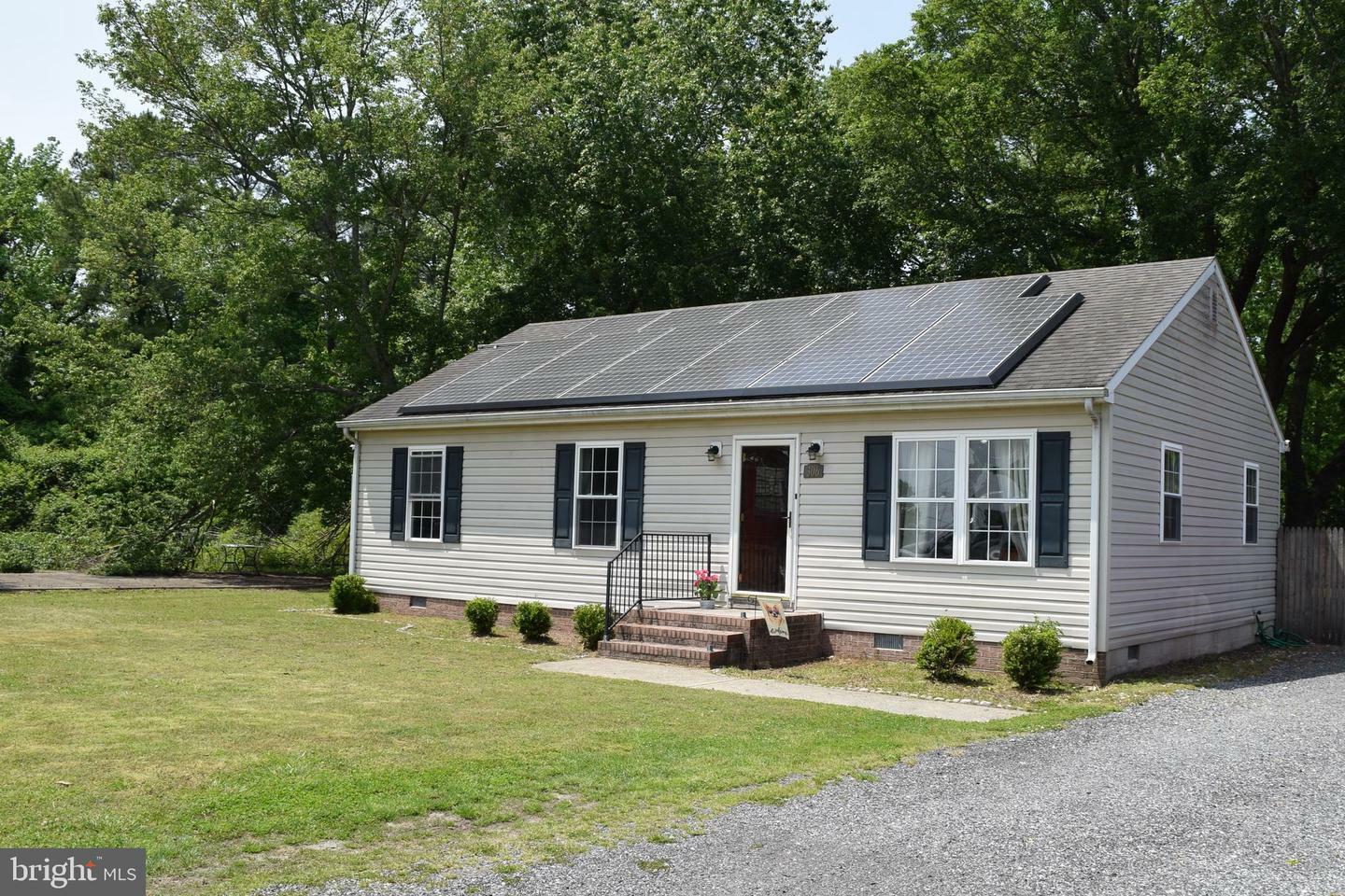 Property Photo:  306 Park Avenue  MD 21826 