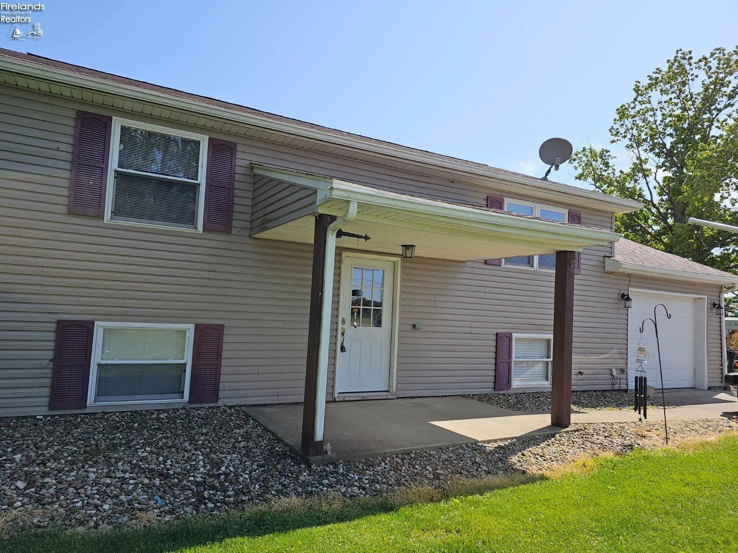 Property Photo:  8067 State Route 103  OH 44865 