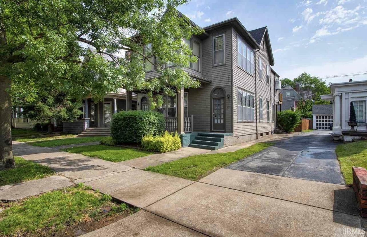 Property Photo: 820-822 SE Riverside Drive IN 47713