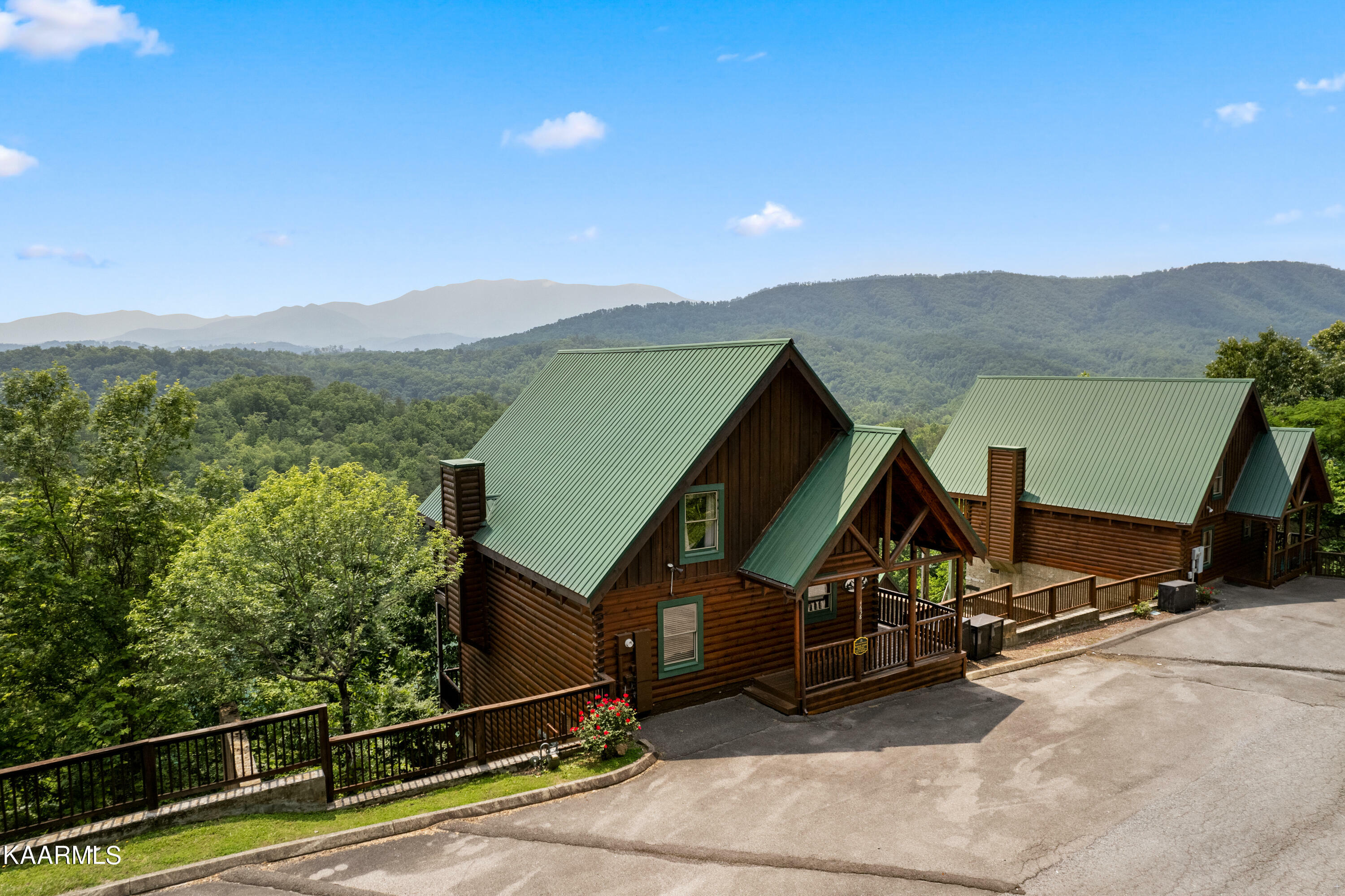 Property Photo: 4658 Nottingham Heights Way TN 37863