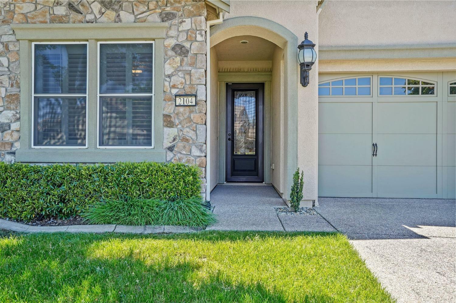 Property Photo:  2104 Penstone Loop  CA 95747 