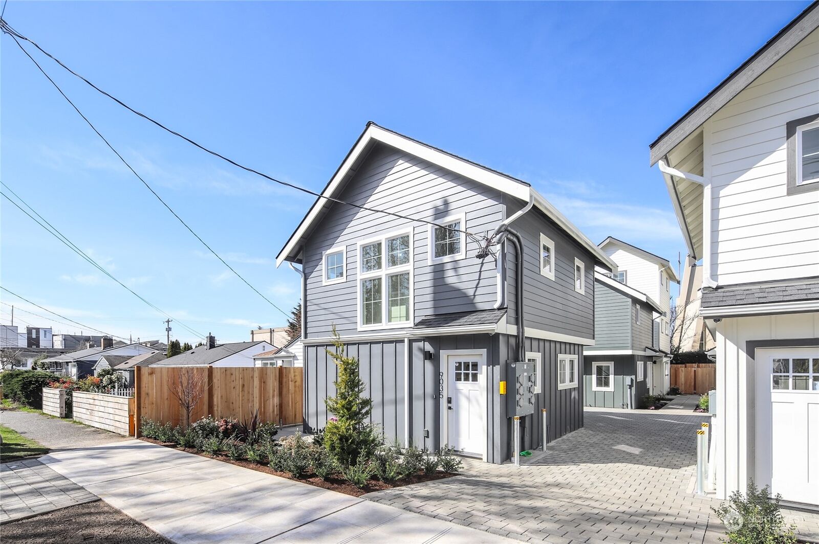 Property Photo: 9033 -B 15th Avenue SW WA 98106