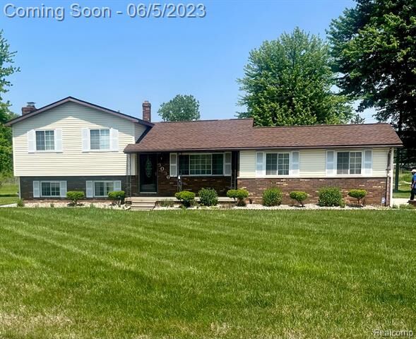 3036 W Cass Avenue  Mt. Morris Twp MI 48504 photo