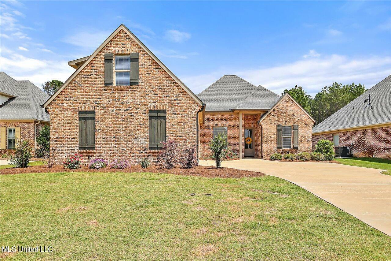 Property Photo:  314 Royal Pond Circle  MS 39232 