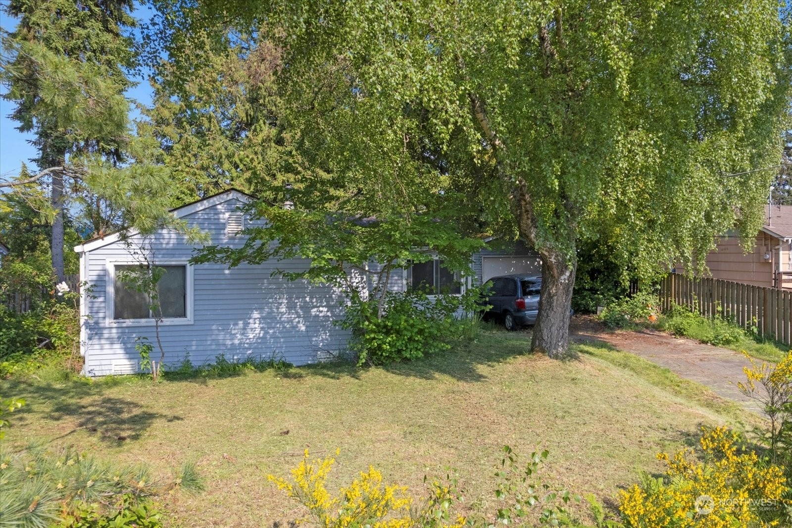 Property Photo:  18412 12th Avenue NE  WA 98155 