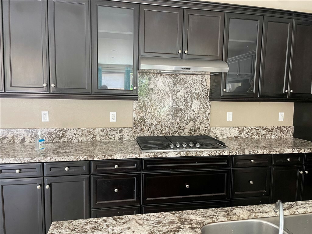 Property Photo: 3476 Villa Drive CA 92823