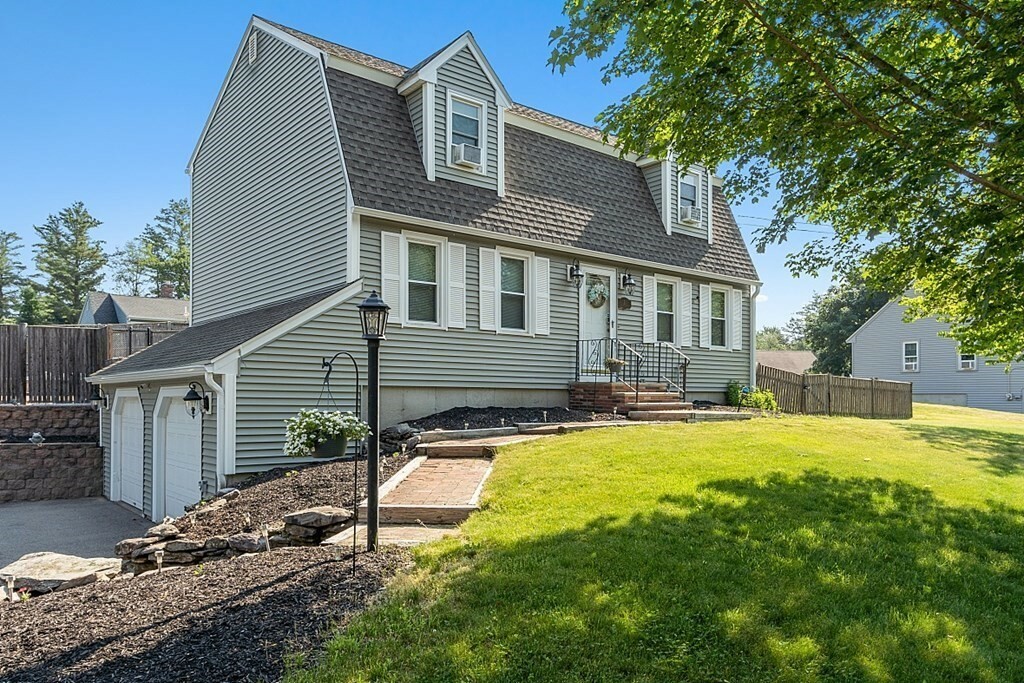 Property Photo:  51 Jamestown Rd  MA 01453 