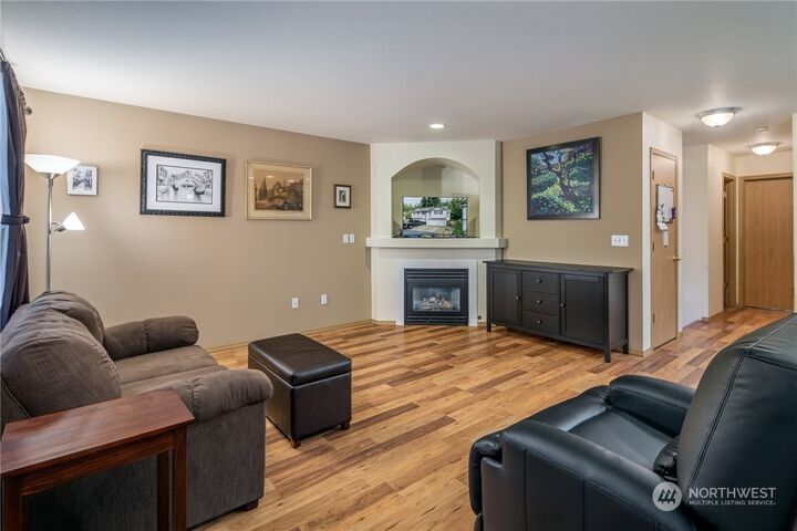 Property Photo: 6116 79th Place NE B WA 98270