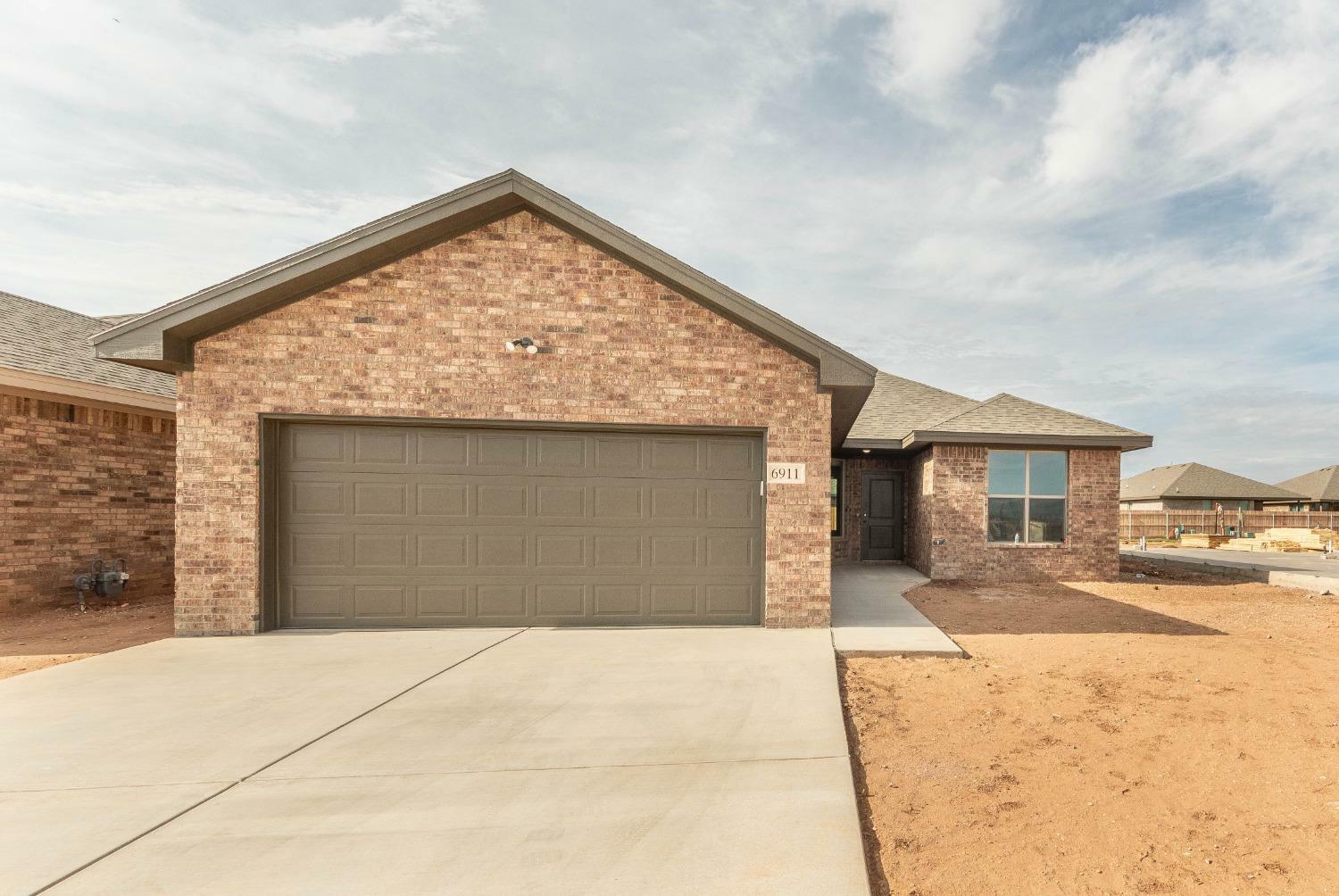 Property Photo:  6911 11th  TX 79416 