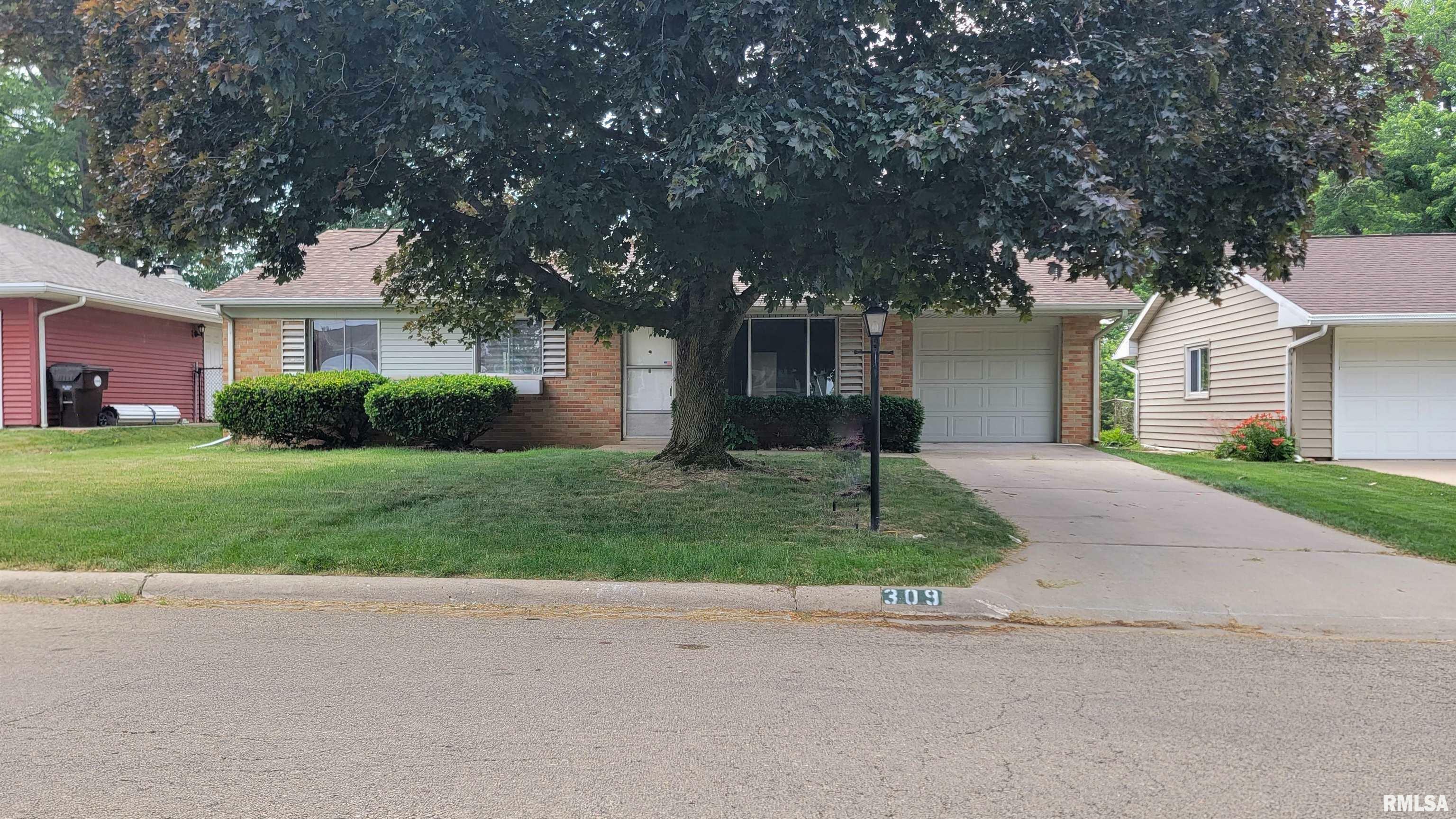 Property Photo:  309 Dundee Road  IL 61611 