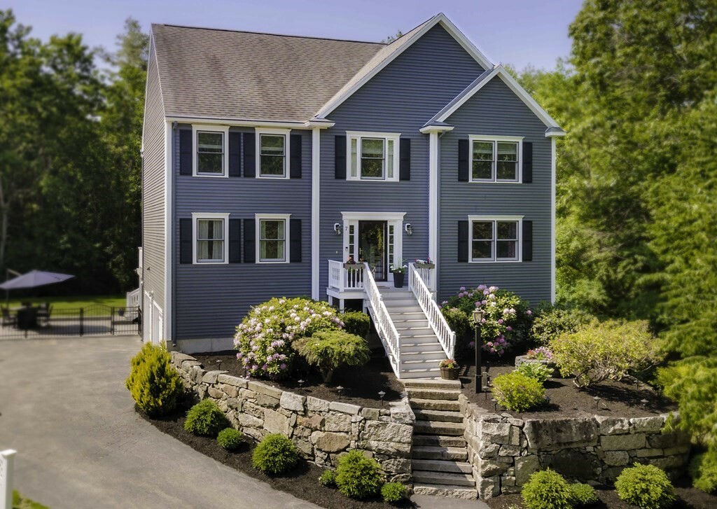 Property Photo: 7 Quirk Circle MA 01757