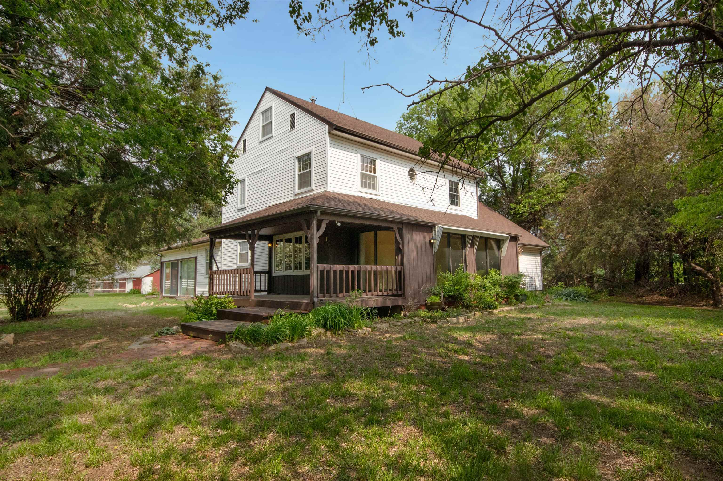 Property Photo:  1223 S Ridge Rd  KS 67114 