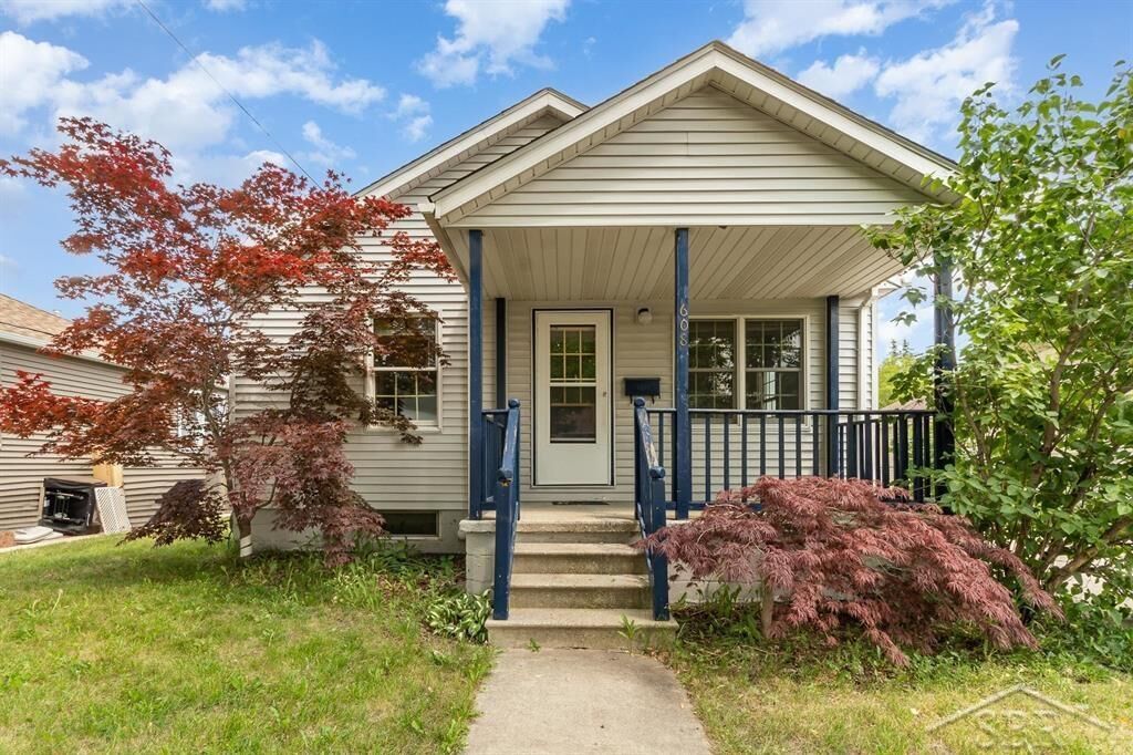 Property Photo: 608 N Dewitt MI 48706