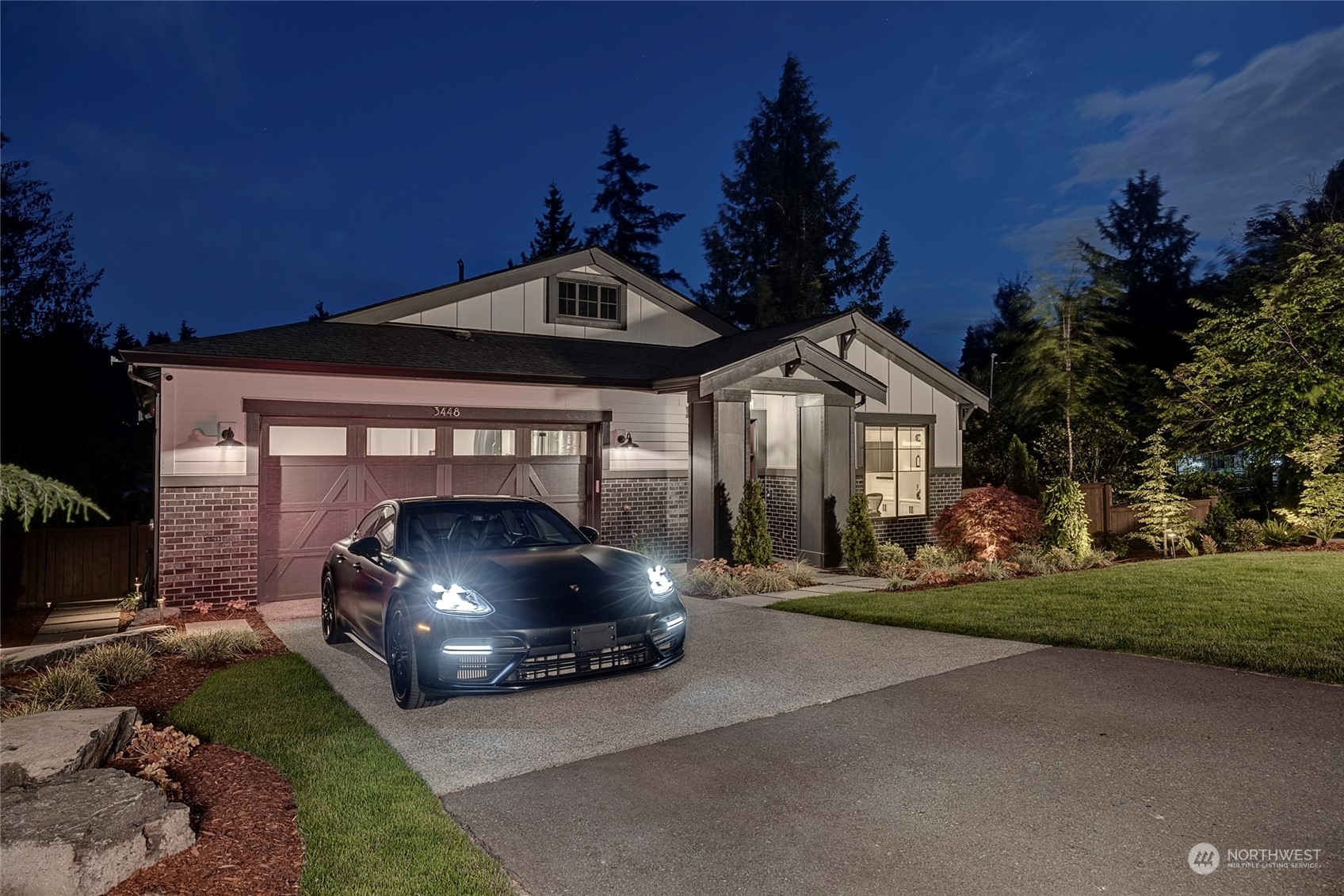 Property Photo: 3448 76th Place SE WA 98040