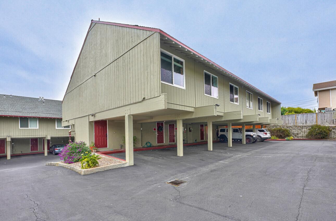 Property Photo:  565 English Avenue 11  CA 93940 