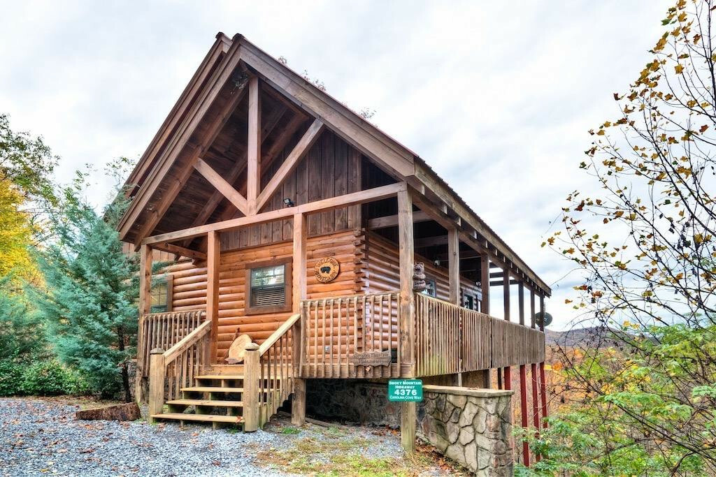 Property Photo: 4376 Carolina Cove Way TN 37863