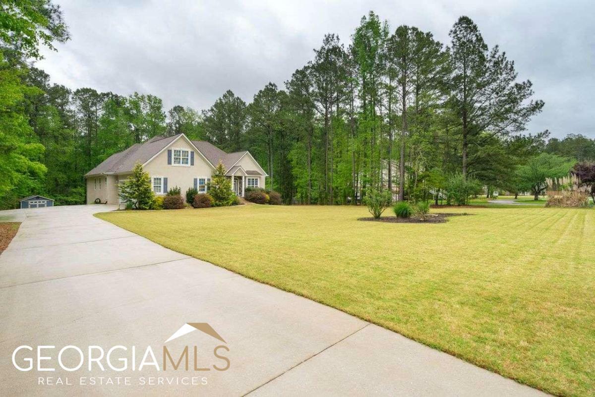 Property Photo:  31 Enclave Lane  GA 30263 