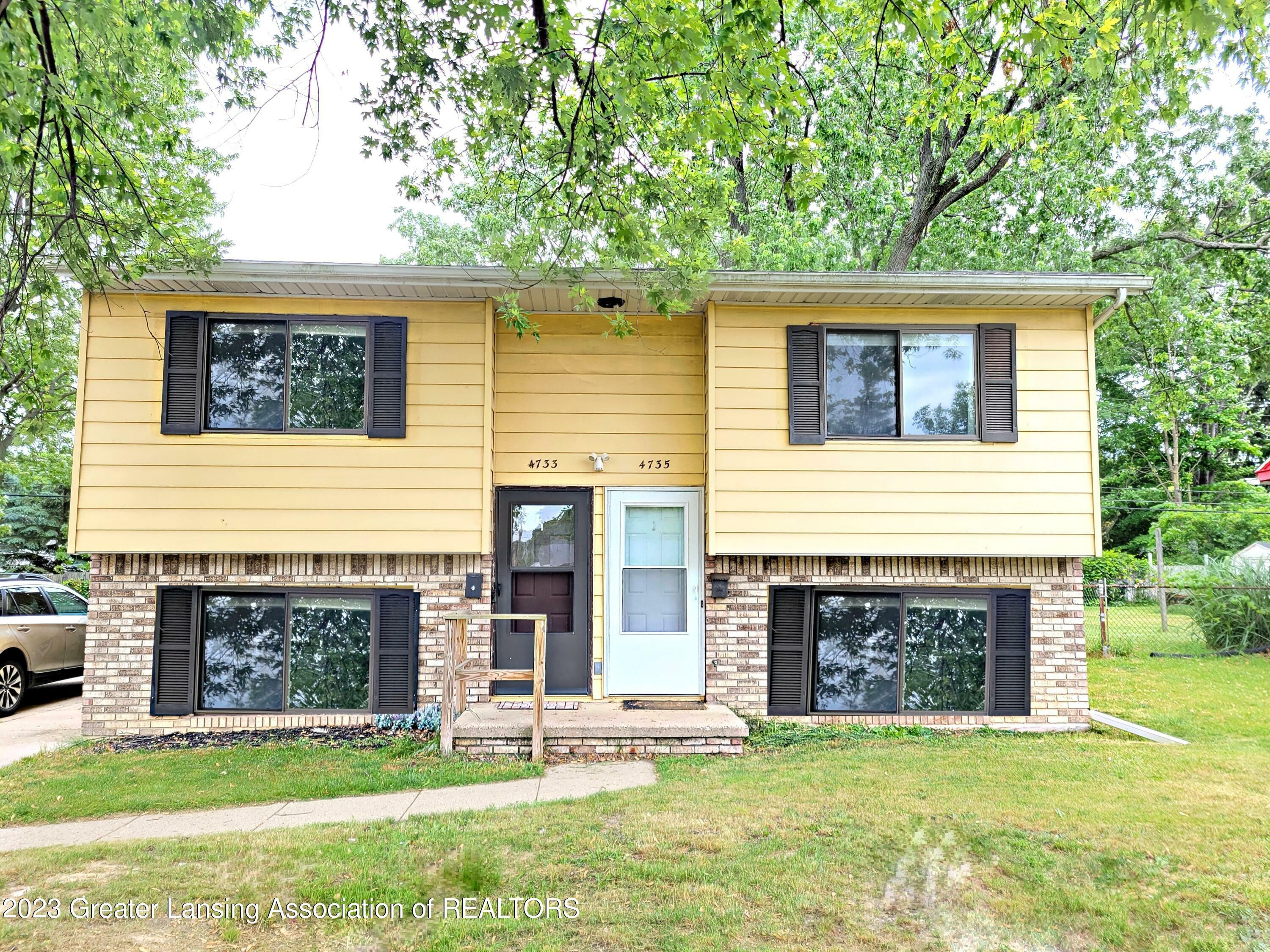 Property Photo:  4733 S Pennsylvania Avenue  MI 48910 