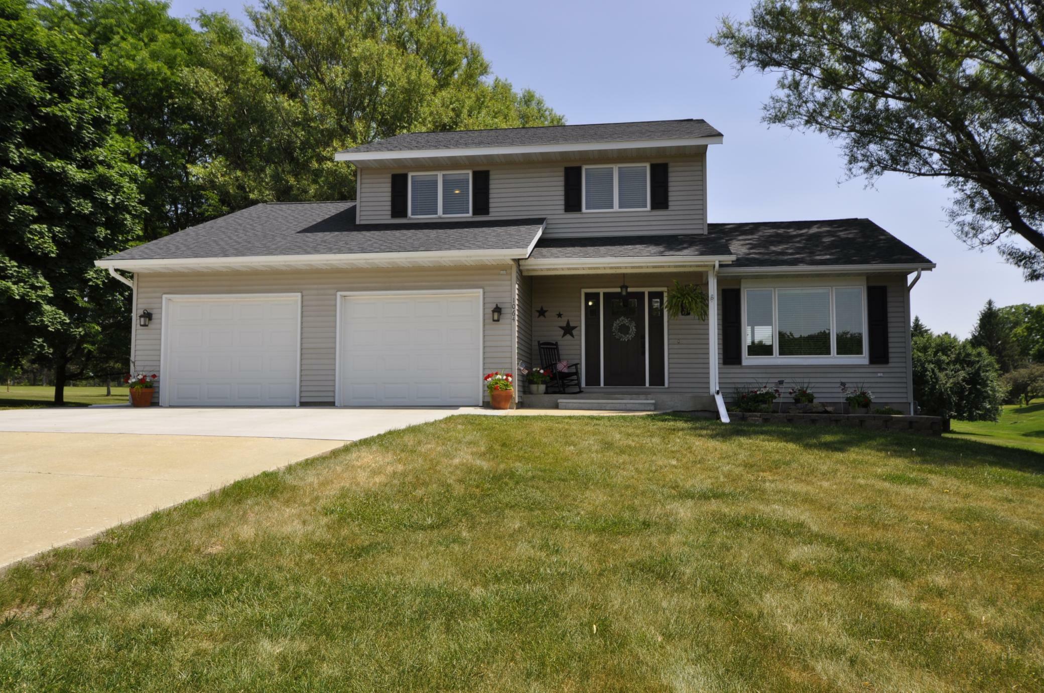 Property Photo: 1064 Idso Court MN 55972