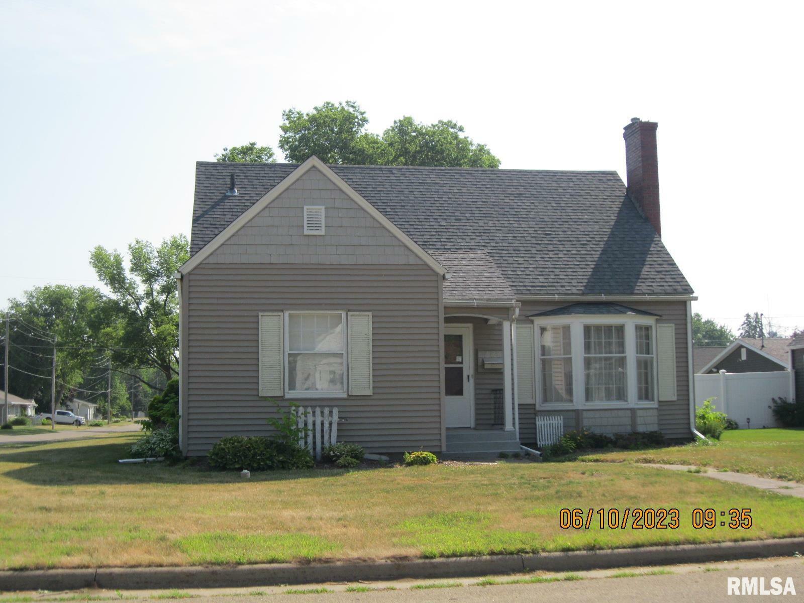 624 4th Avenue  Camanche IA 52730 photo