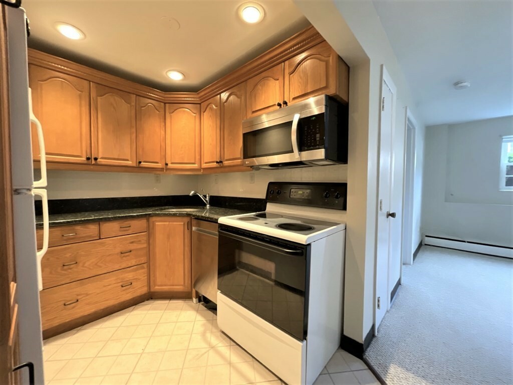Property Photo: 29 Arlington Rd 2 MA 01801