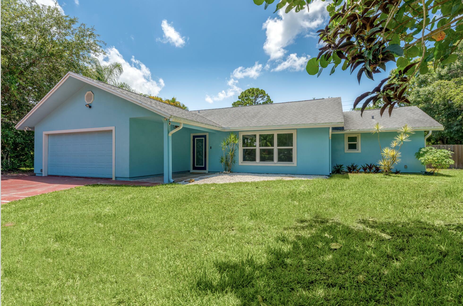 Property Photo:  784 SW Wisper Bay Drive  FL 34990 