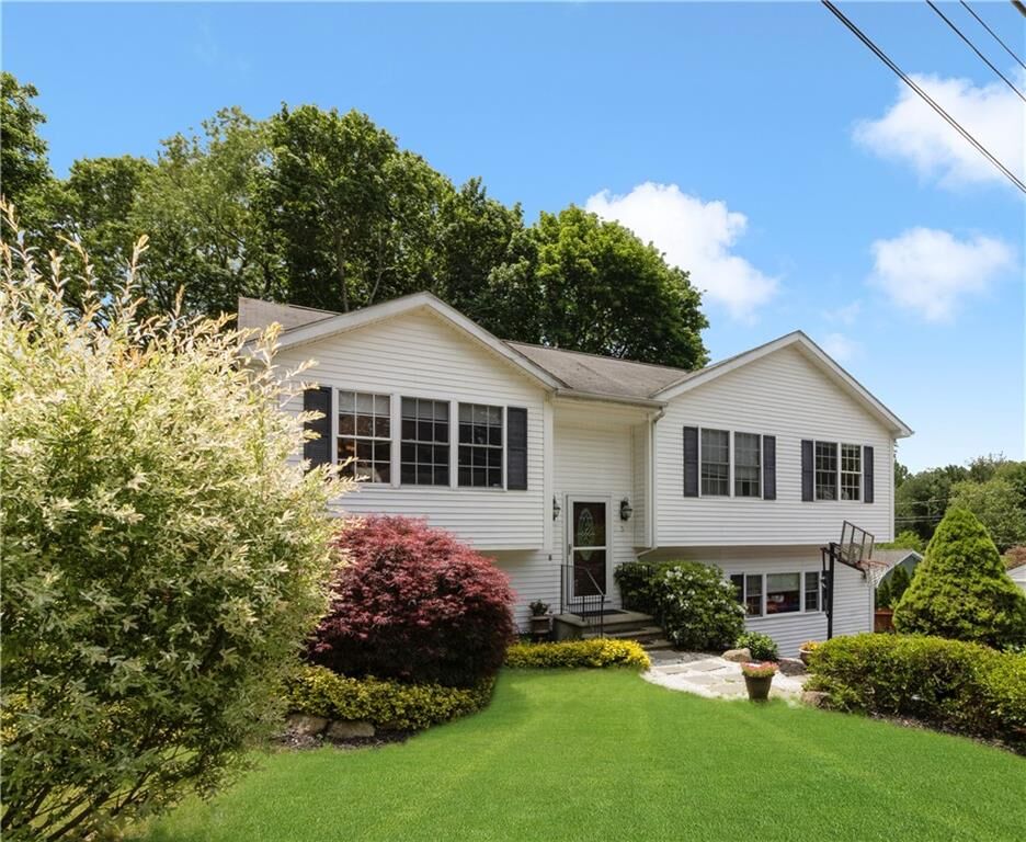 Property Photo: 5 Vale St RI 02864