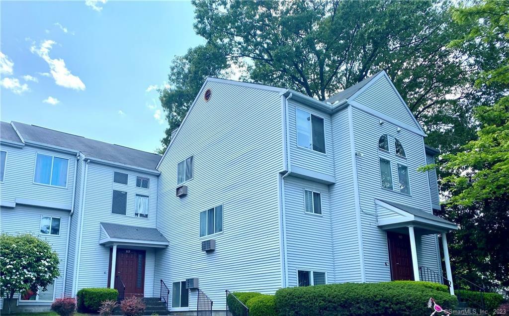 Property Photo: 117 Hamden Avenue G CT 06704