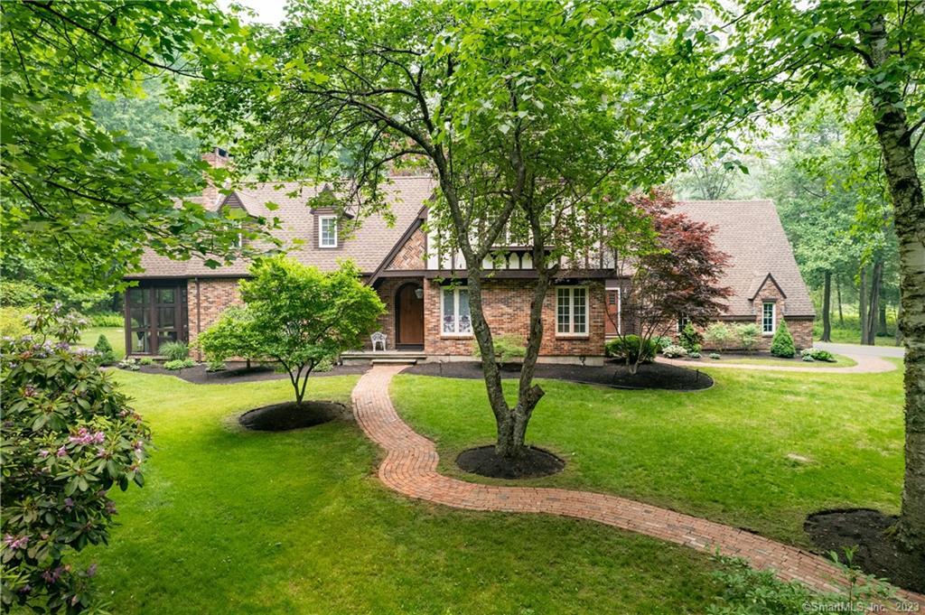 Property Photo: 35 Georgetown Circle CT 06443