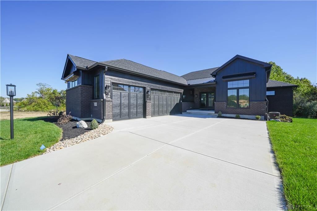 Property Photo: 1283 Normandy Rue OH 45458