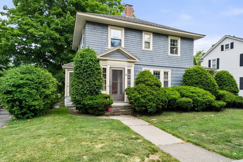 Property Photo: 118 Forest Street MA 01609