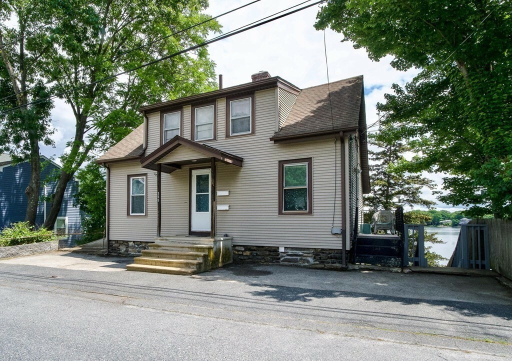 Property Photo:  355 Bridle Path  MA 01604 