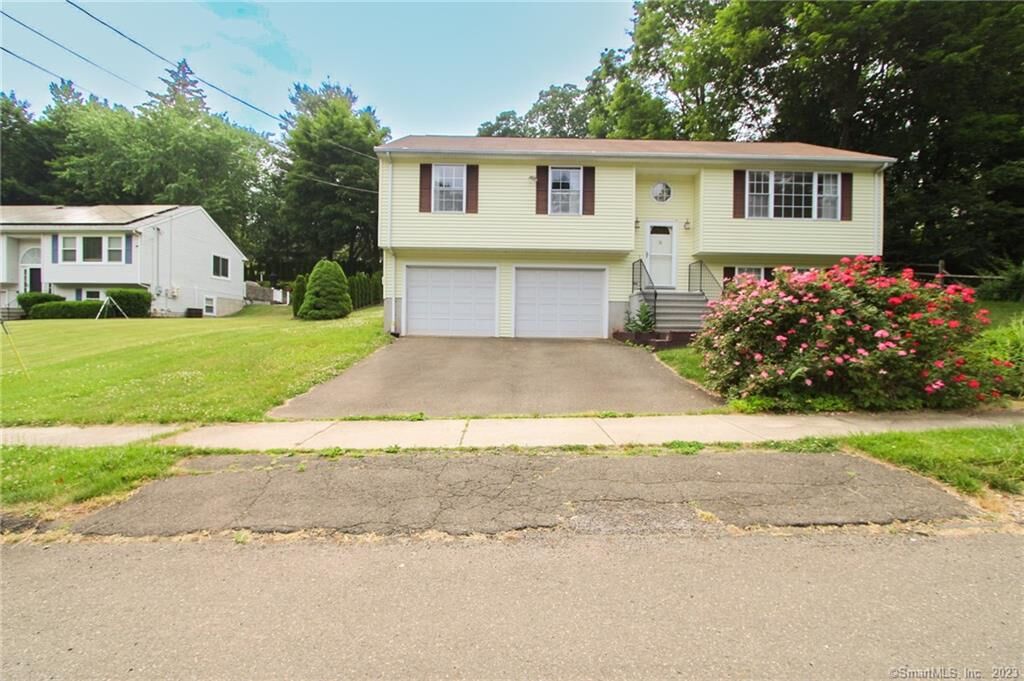 Property Photo: 38 Pelham Avenue CT 06518