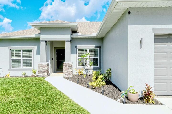 Property Photo: 1311 Andalusia Street FL 34286