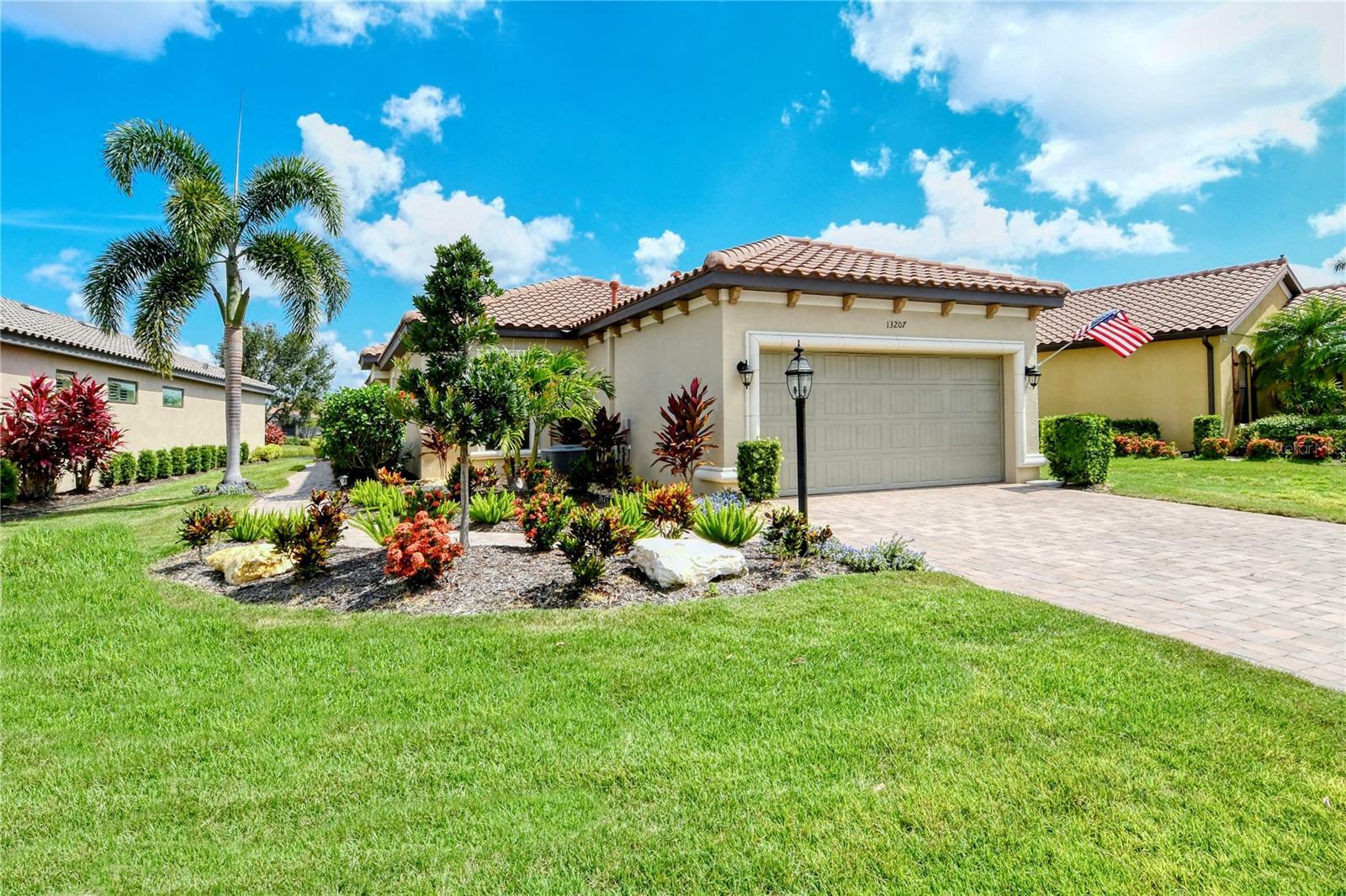 Property Photo:  13207 Torresina Terrace  FL 34211 